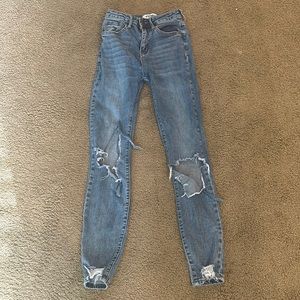 RSQ Women’s Super High Rise Jegging, Size 24 (0). Used Condition